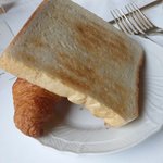 ザ・フジヤ - 食パンとクロワッサン