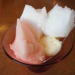 ジェラテリア ジェリーム - ピンクグレープ、テキーラ、パイナポー