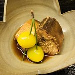 Fushikino - 和歌山県産子持ち鮎　時間を掛けた山椒煮　銀杏添え