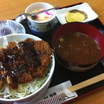 平成福楼 - しいたけカツ丼　500円