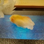 寿司茶屋 すし活 - この白身に変わる！