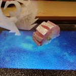 寿司茶屋 すし活 - カンパチ（だったかな？）のにぎり