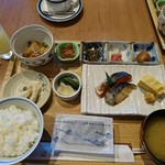 オールデイダイニング カルイザワグリル - 