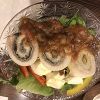 入谷鬼子母神門前のだや - 鰻生ハムとクリームチーズの酒盗和え
                  