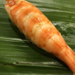 寿司処 やまざき - 車海老。生より火が通ったものを、とお願いしました。好物です（╹◡╹）