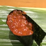 寿司処 やまざき - イクラ。粒が立派です。味加減も絶妙（╹◡╹）