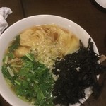 中国家常菜 燕郷房 - 雲呑麺