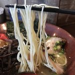 分田上 - 【2018.9.23】自家製の中加水細麺はやや柔らかめな茹で上げ。