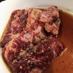 炭火ホルモン焼肉亭 - 