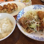 バーミヤン - 日替わりランチ4番 チキン竜田甘酢しょうゆ＆白身魚フライ＆キムチと餃子