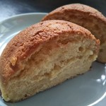 パン工房 蓮三 - バナナパン（ミニ）の断面