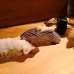 天史朗鮨 - 握り（タコ、イワシ、〆鯖のハラス）