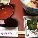 ホテルうづらや - 食前酒のあんず酒