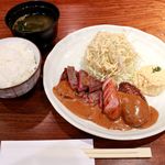 20181001ステーキ＆ハンバーグＷランチ