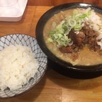 濃厚味噌ラーメン さごはち - 濃厚味噌ラーメン+ライス（中）