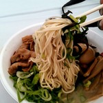 博多新風 - 麺リフト