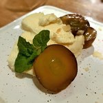 クッチーナ リベロ - チーズのムースにピオーネ