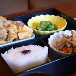 せんごく亭 - せんごく弁当（￥９００）