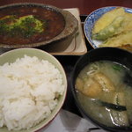 Daimyoushokudou - とり皮土鍋カレー定食