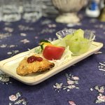 キッチン 太閤 - 口取り(チキンカツ、かりもり、サラダ)