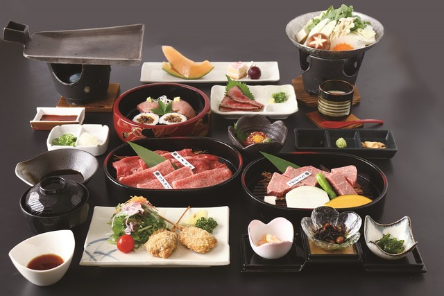 料理メニュー 万葉 太郎坊亭 マンヨウ タロボウテイ 太郎坊宮前 牛料理 食べログ