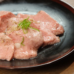 Horumon Yakiniku Izakaya Marushin - 