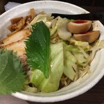 麺屋わっしょい - 男のまぜ麺（200g）（￥890） ・炒め野菜盛り（￥100）