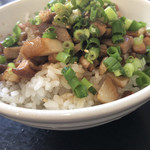 麺や hide - ミニチャーシュー丼