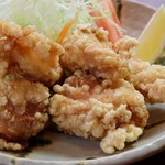 家庭料理てるてるぼーず - 料理写真:自家製鶏から揚げ