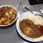 Kitakataya - スモールカレー、四川風麻婆豆腐