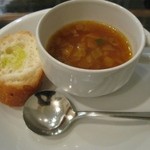 La Pala - 料理写真:カップスープとパン