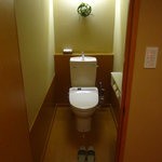 Kamogawa Kan - 客室トイレ（広くて清潔）