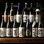 以新瀉、富山、石川、福井、長野的限量酒為中心，平時備有100多個品牌的酒