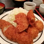 西麻布 三河屋 - わたくしはいつもミックス定食。美味しすぎて、死にます。