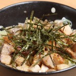 らーめん 雅楽 - 炙りチャーシューごはん