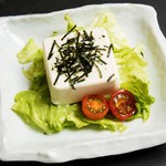 Yakiniku Kacchan - 豆腐サラダ