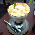 Cafe juju - キャラメルバナナのミニパフェ