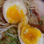 らーめん森や。 - フライングカリフリ味玉