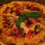 ジャムジャム - マルゲリータ。もちもち食感の生地。