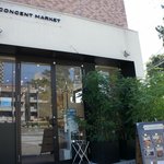 コンセントマーケット - 