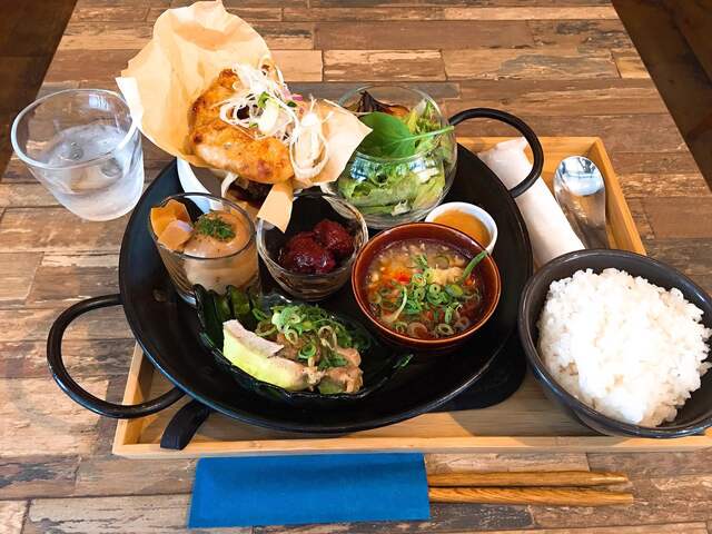 はらぺこプレート By りかとも はらぺこ飯店 元町 阪神 中華料理 食べログ
