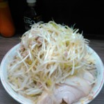 ラーメン二郎 - ネギ小ラーメンヤサイマシマシニンニクアレ