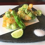 日本料理　宮本 - 小エビとオクラのかき揚げ