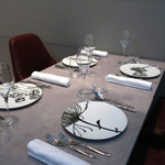 BIKiNi SIS - お隣の予約テーブル