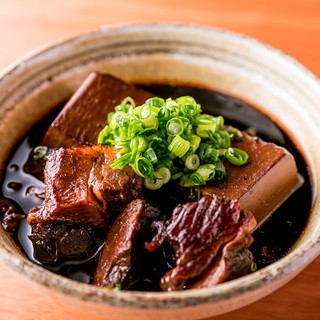 シナトラ名物！『肉豆腐』