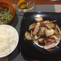 新橋 鉄板焼 ぷらちな FISH&MEAT - 