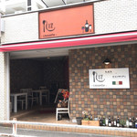 カフェ席もあり