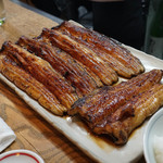 かぶと - 手前が浜名湖天然、奥が静岡吉田産