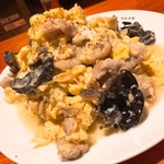 Ai Rabu Gyouza Akiba No Ryuuou - 豚肉と卵の木耳炒め
      卵はふわふわに仕上げてます
      自信あり！！^_^
      
