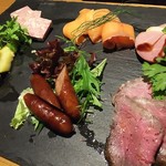 うにとチーズ酒場 カヴァ - 